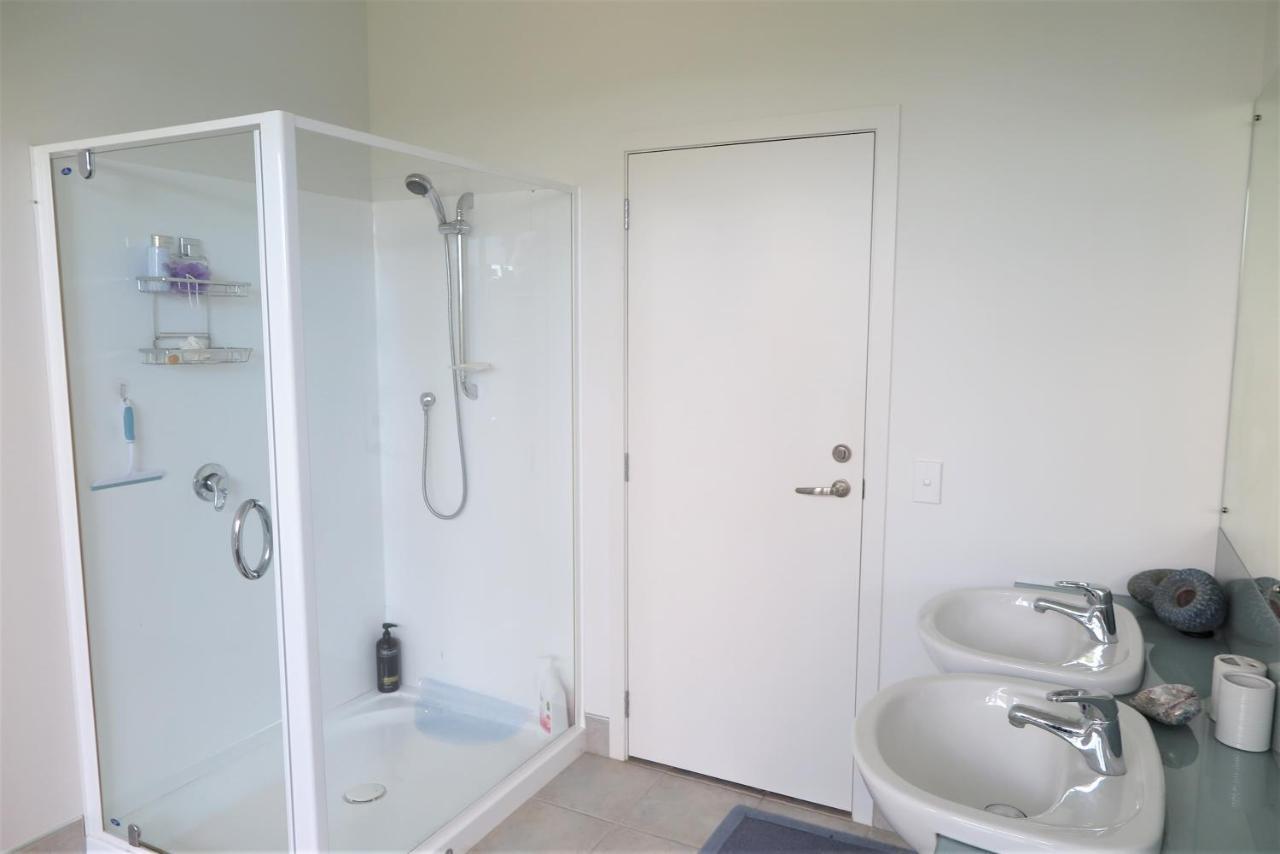 Kakariki Rooms, Kotare House * Tawharanui